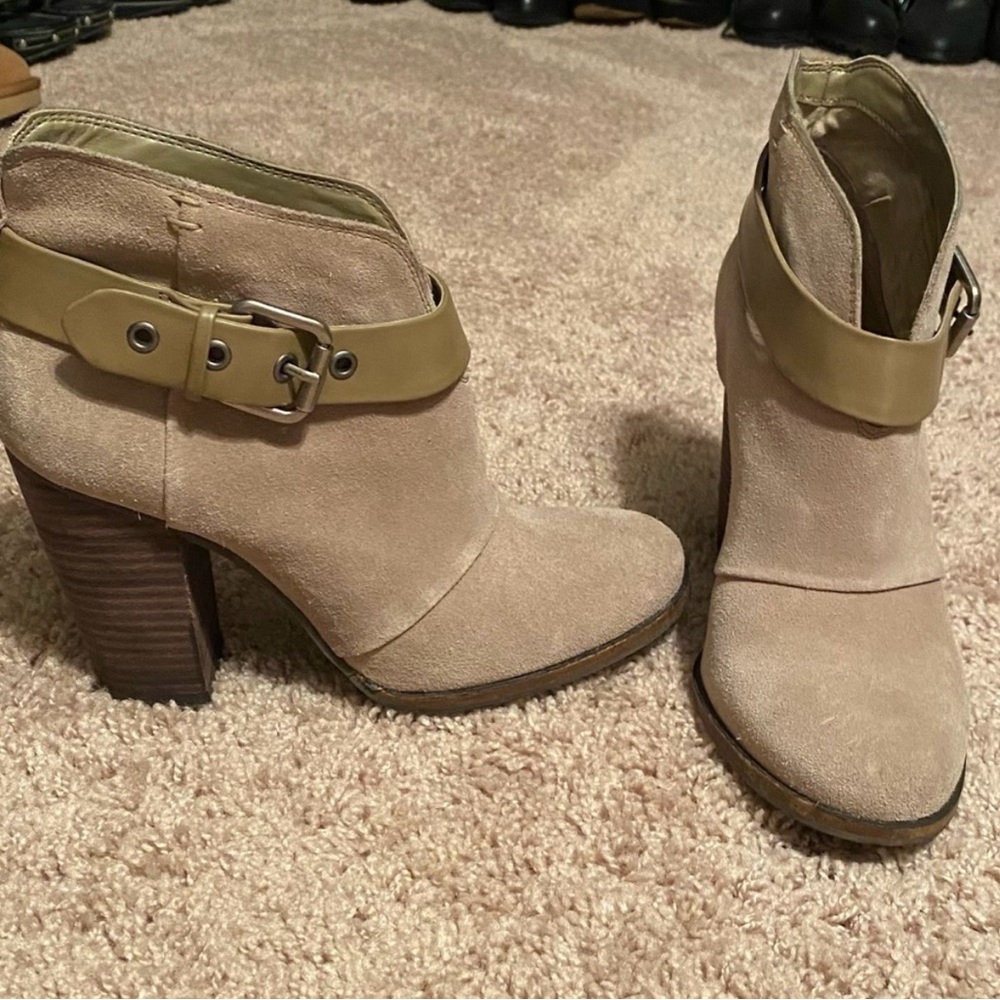 Jessica Simpson Cream and Brown Ankle Booties with Block Heel
